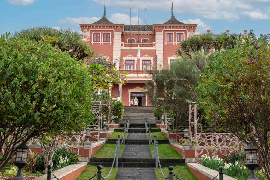 Tenerife 137 - La Orotava - Sociedad Cultural Liceo de Taoro - Casa Ascanio.jpg